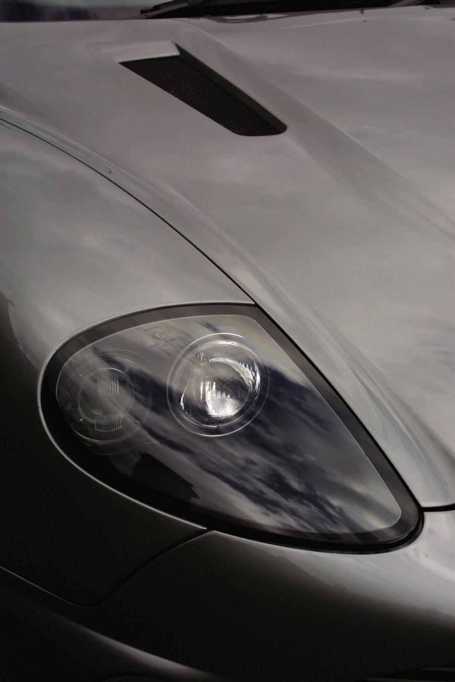 Детали экстерьера Aston Martin V12 Vanquish 2001 года  (WW) (фото 9 из 24)